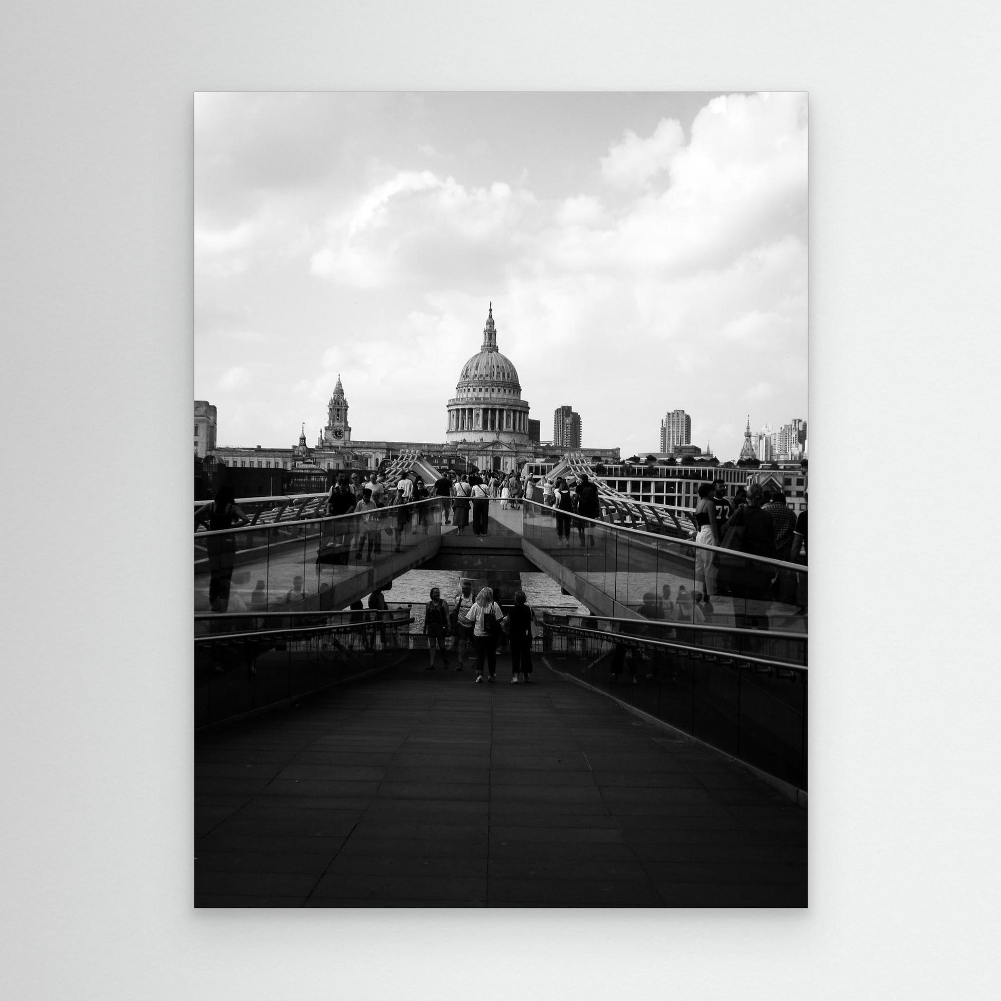 millennium bridge and St Pauls