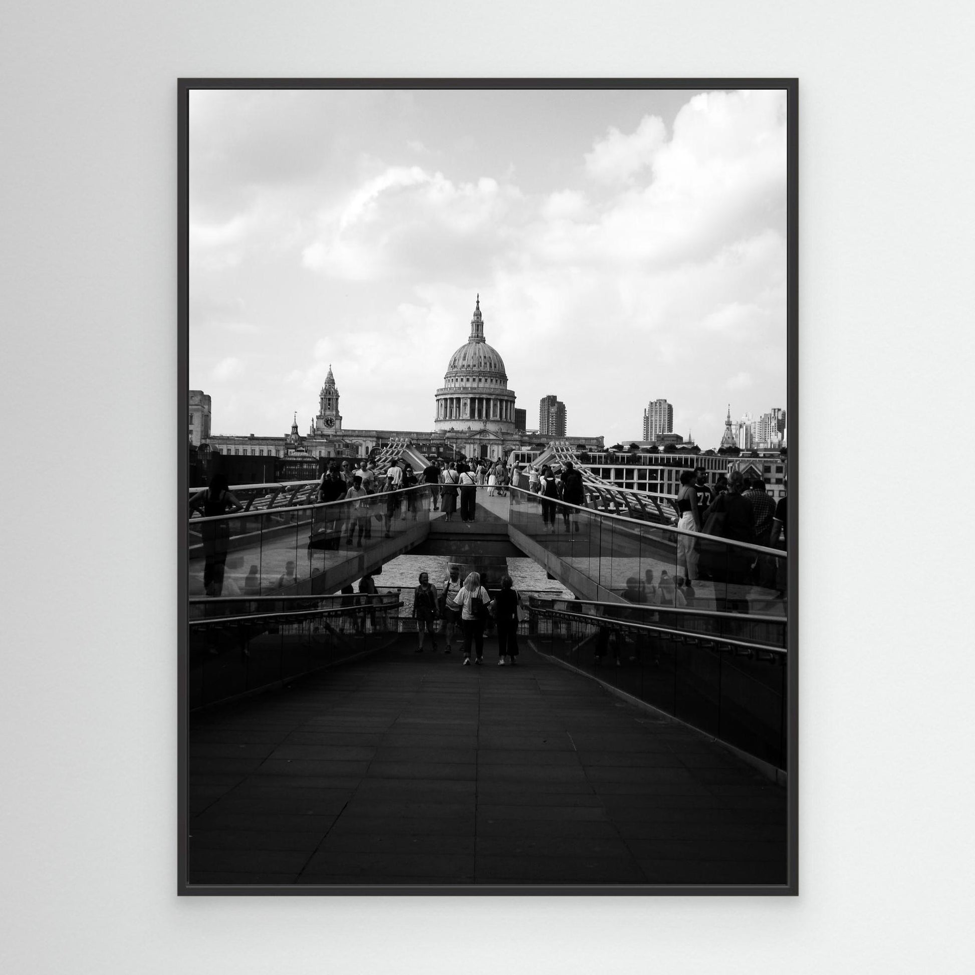 millennium bridge and St Pauls